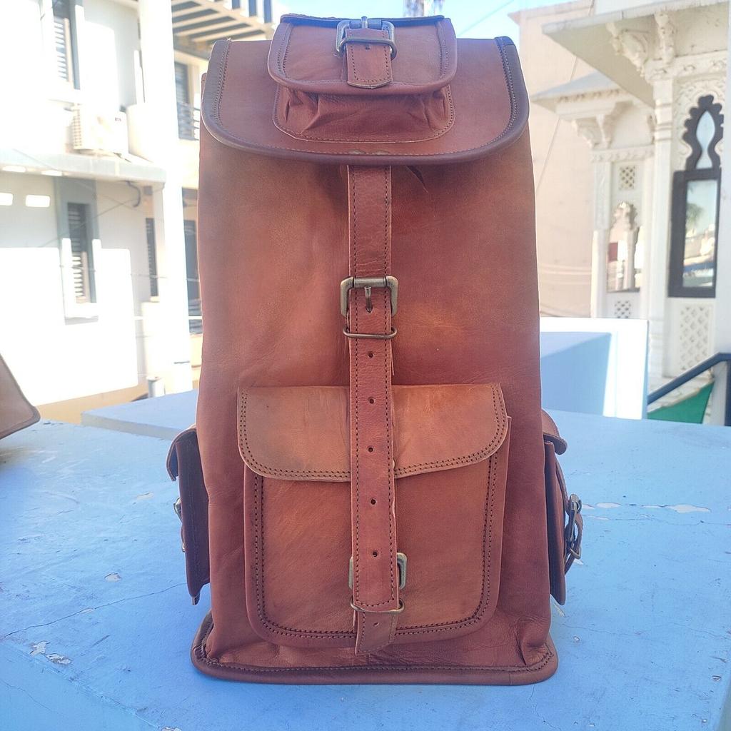 Ručně vyrobená pánská klasická hnědá brašna na notebook z pravé kozí kůže