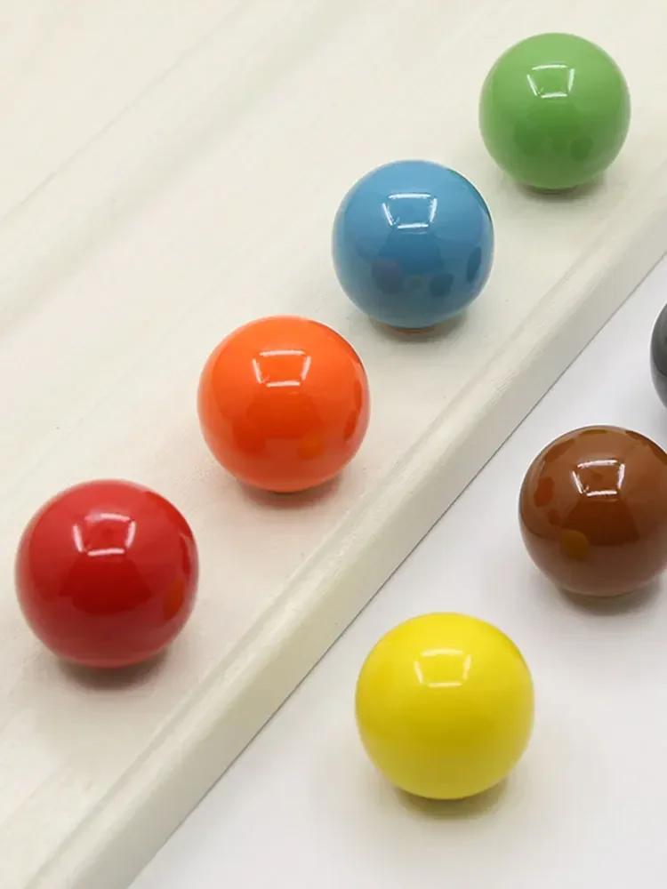 Moderne bunte Keramik-Knöpfe mit einem Loch, runde Griffgriffe für Schubladen, Weinschränke, Einloch-Griff, Türgriff