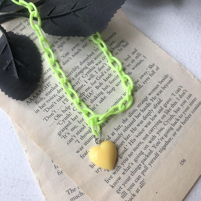 

Ожерелье в виде фиолетового сердца диско-феи