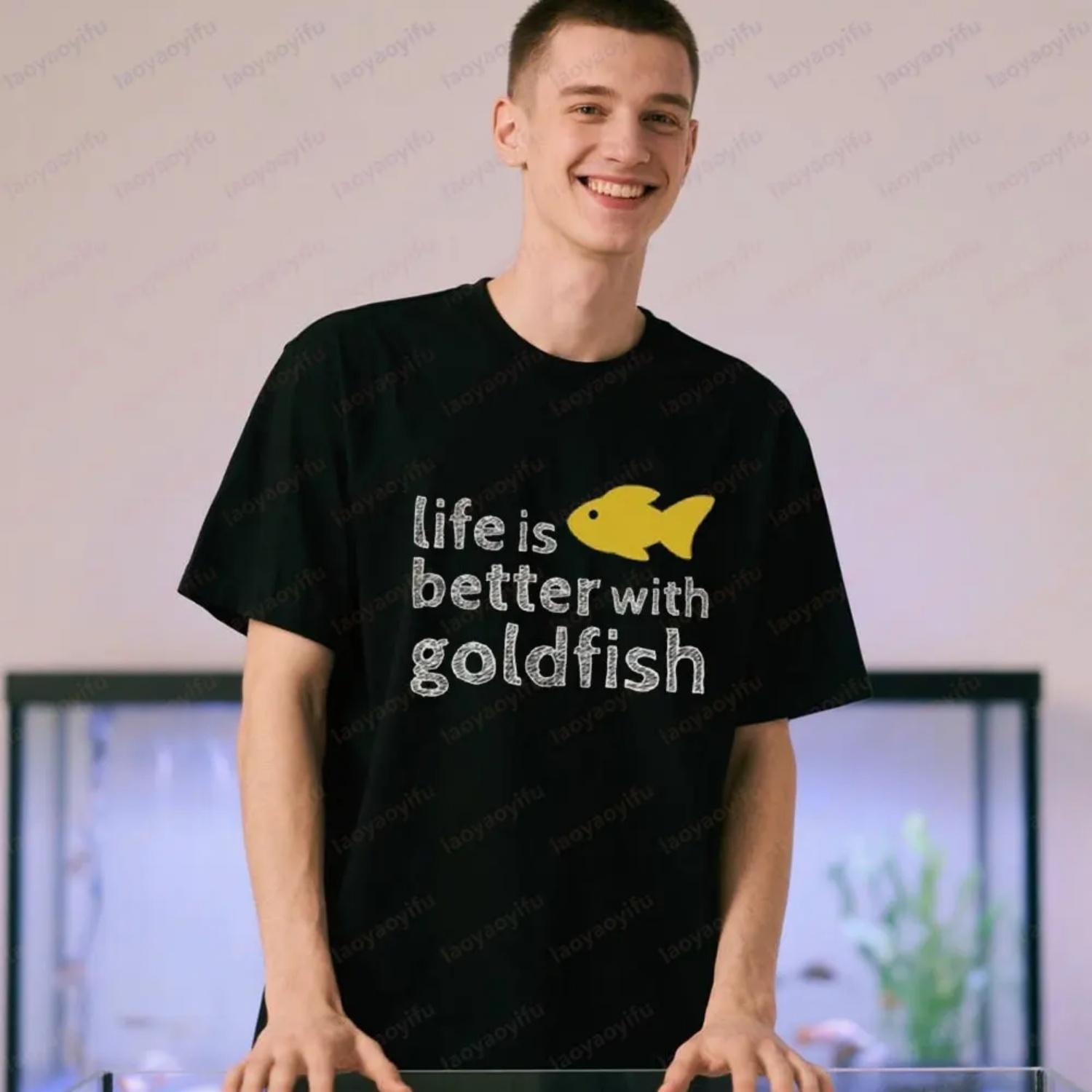 

Life Is Better with Goldfish Tshirt Gold Fish Lover Gift T-shirt Goldfish Phrase Quote Funny Shirt Men Women Crewneck Cotton Tee S чёрный