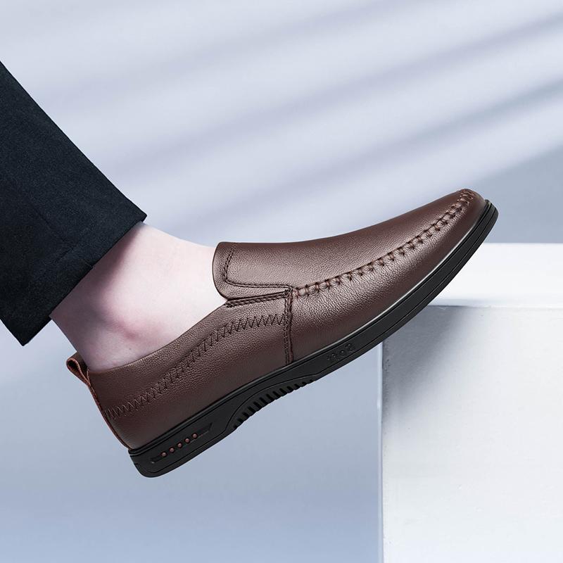 Spring and Autumn British Men Leather Shoes Flat Casual Loafers Youth All-match Lazy Shoes Best Men Shoes