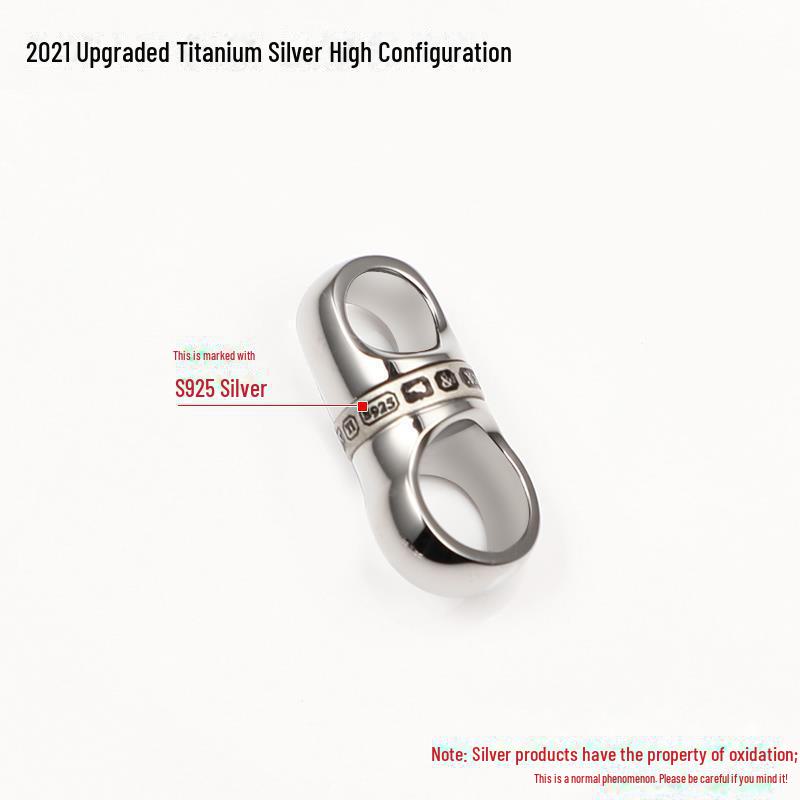 Handmade Titanium Stainless Steel Keychain with 360° Rotating Universal Joint and Buckle
