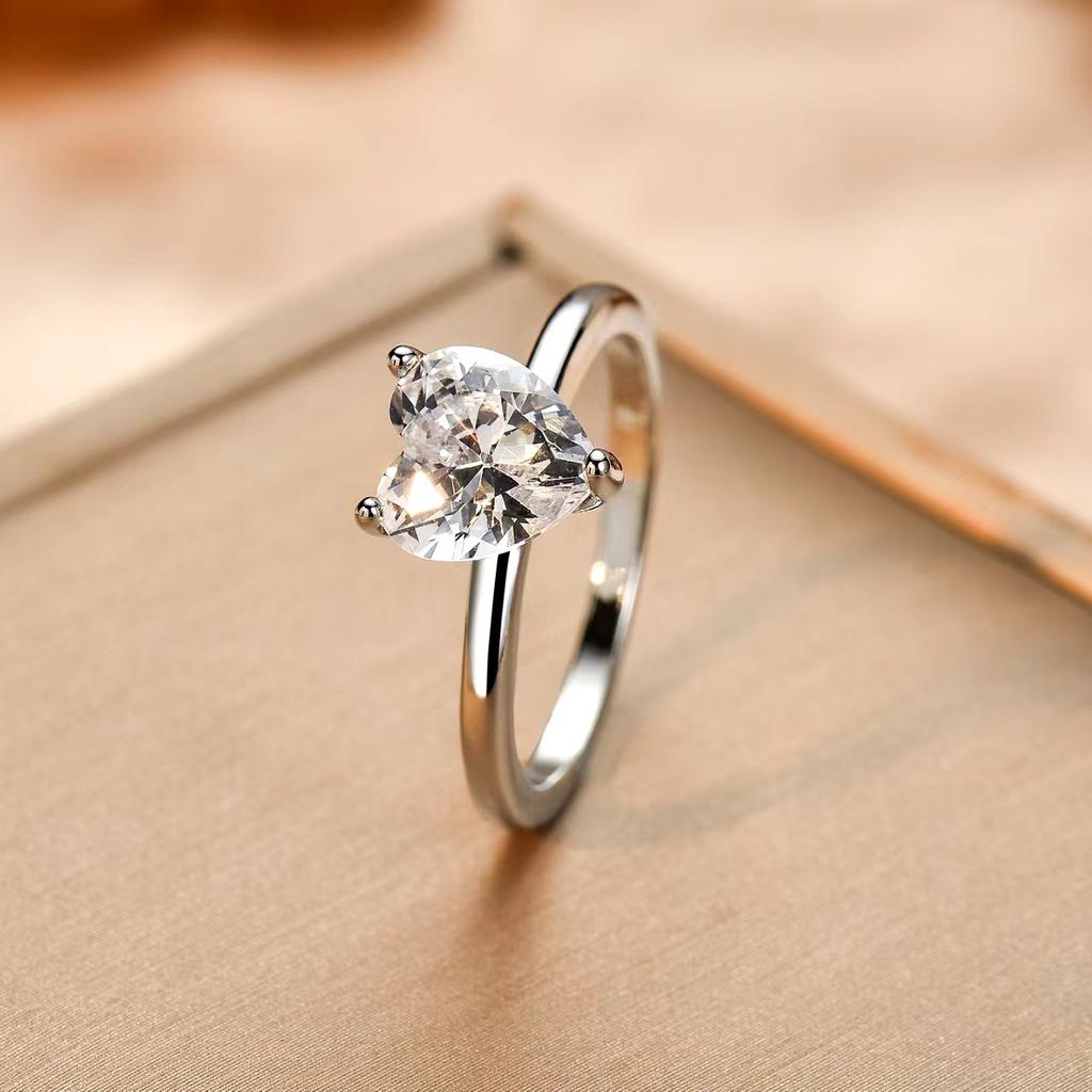 New Light Luxury Heart Zircon Ring For Women Personalized Temperament Fashionable Finger Ring