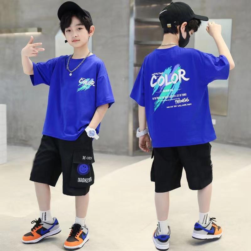 Boys' Summer Set Two Piece Set of Korean Style Color Blocked Short Sleeved Top and Shorts for Older Children