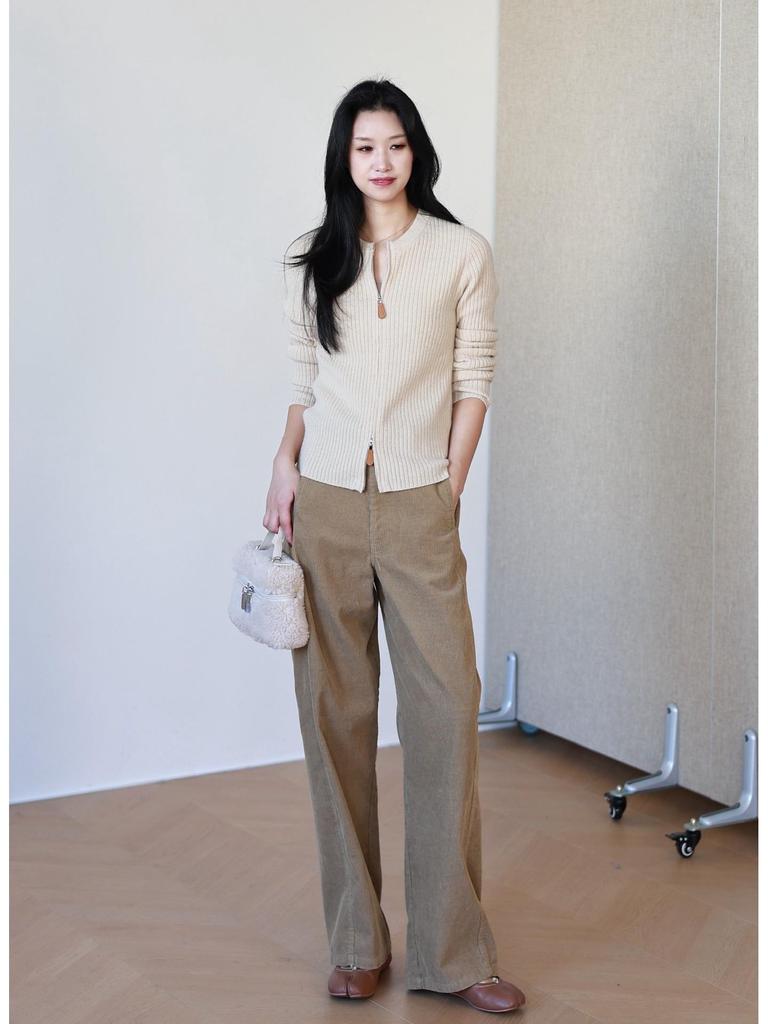 Nordic Retro High-Waist Corduroy Scimitar Pants - 100% Cotton, Canelé Style, Straight Leg, Long.