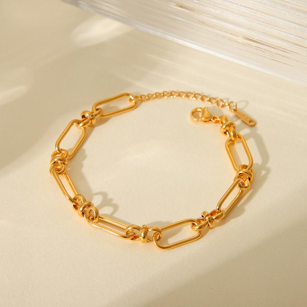 Trendy Jewelry Wide Chain Cross Buckle Bracelet Vacuum Plated 18K Gold Stainless Steel Hand Jewelry