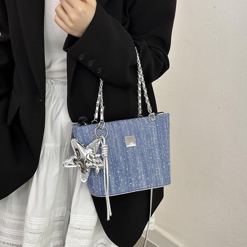 Geantă Dama Trendy din Denim tip Bucket - Elegantă Single-Shoulder Crossbody cu Detalii Strass