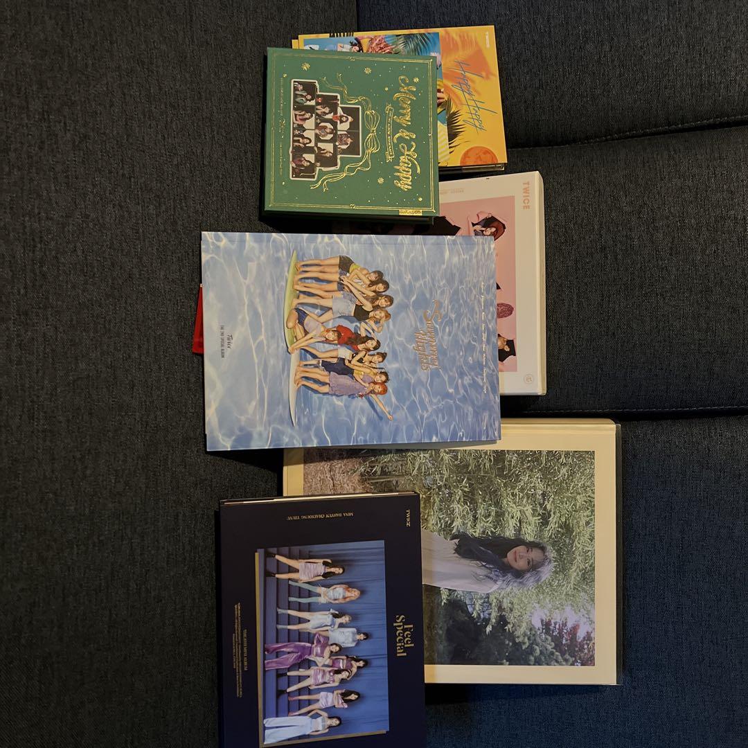 

[USED] TWICE Tzuyu photo book, CD