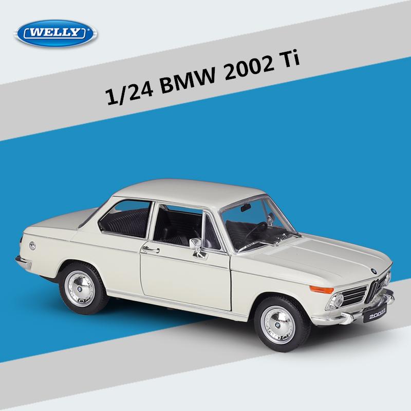 WELLY 1/24 BMW 2002 TI Alloy Miniature Car Model Diecast Metal Scale Model Car Diecast Metal Static Collection Children Toy Car