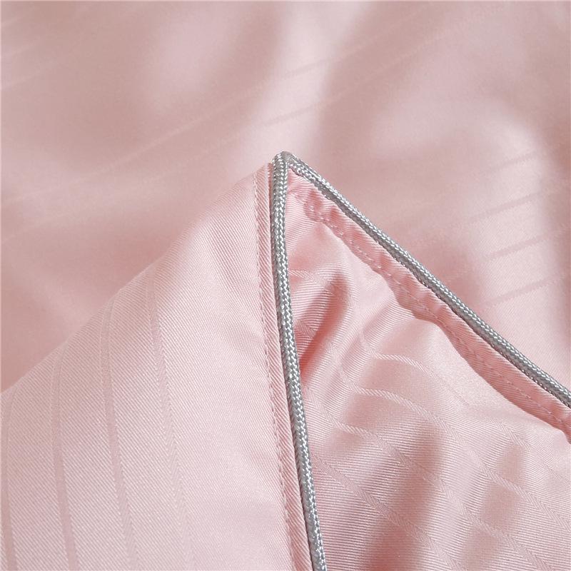 100% Cotton Jacquard Mulberry Silk Quilt - All-Season Double Quilt for Spring, Autumn, Summer & Thickened Winter Options