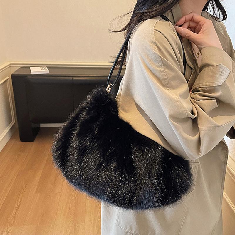 Women's Large Capacity Shoulder Bag Solid Color Plush Imitation Fur Handbag For Autumn And Winter Fashion