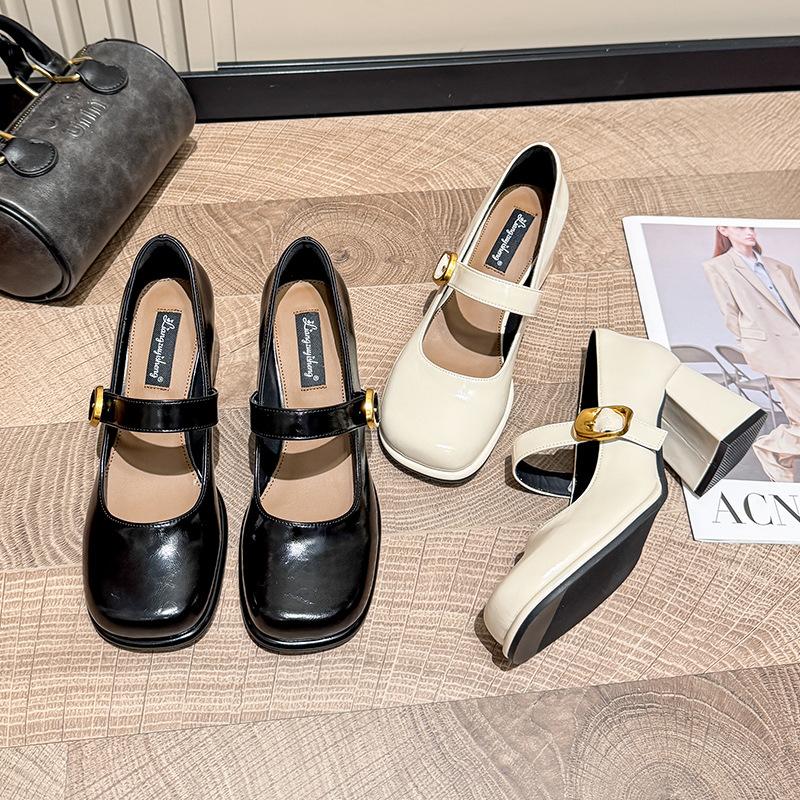 2025 spring and autumn new thick heel Mary Jane shoes women's one-word buckle high-heeled single shoes French round head leather small leather shoes