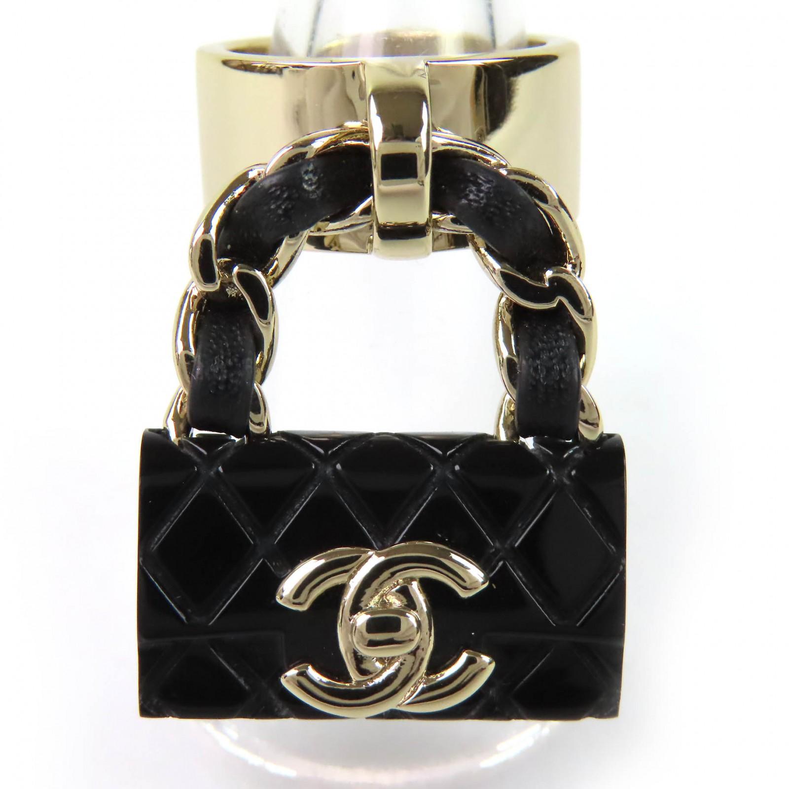 

Great CHANEL Ring COCO Mark Matelasse Bag Charm gold Women ABA014 B23C Used