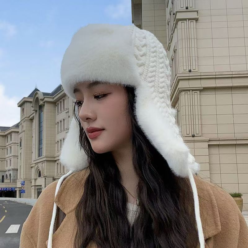 

Korean-style autumn and winter new women s hat, versatile knitted twist wool plush hat, cold-proof, warm, ear-protecting Lei Feng hat Average Size（54-60cm）