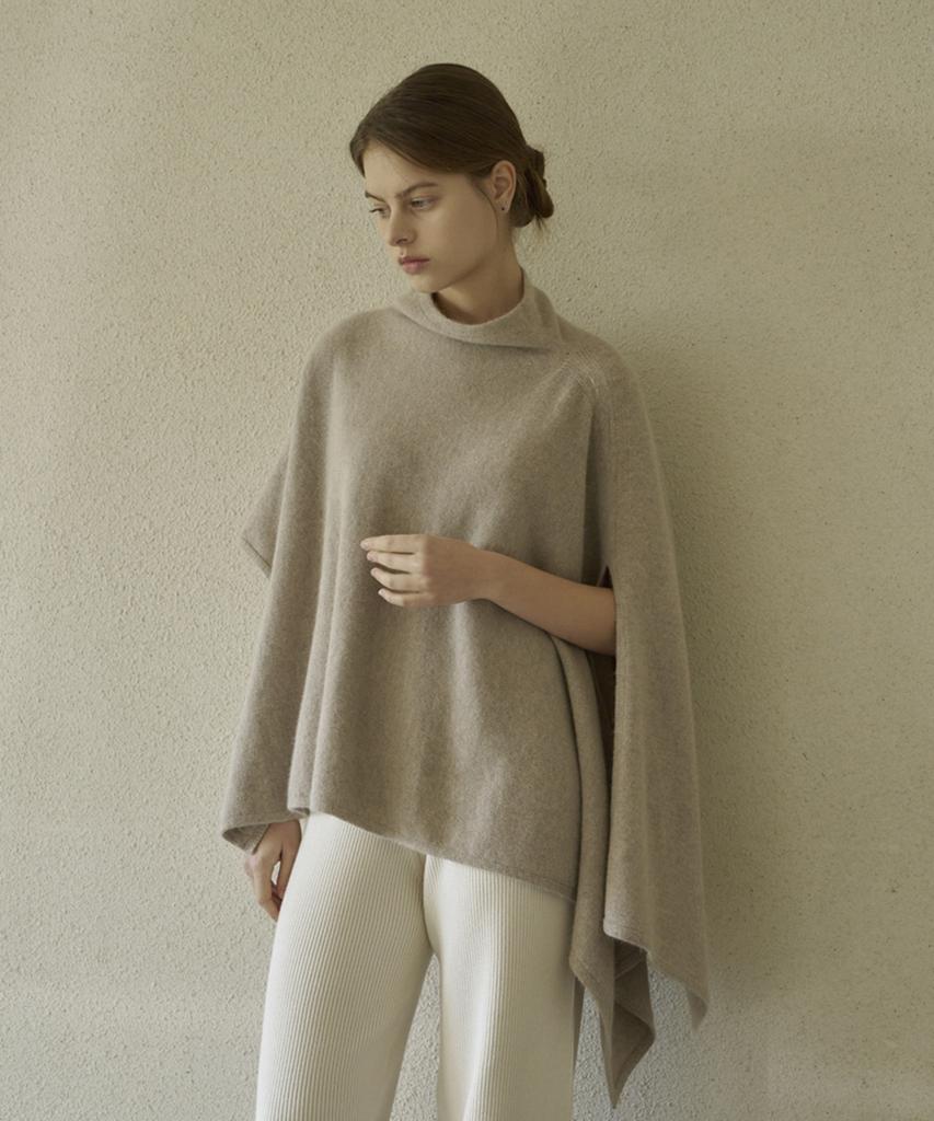 Eima Webbed Merino Wool Poncho Knit_2Color