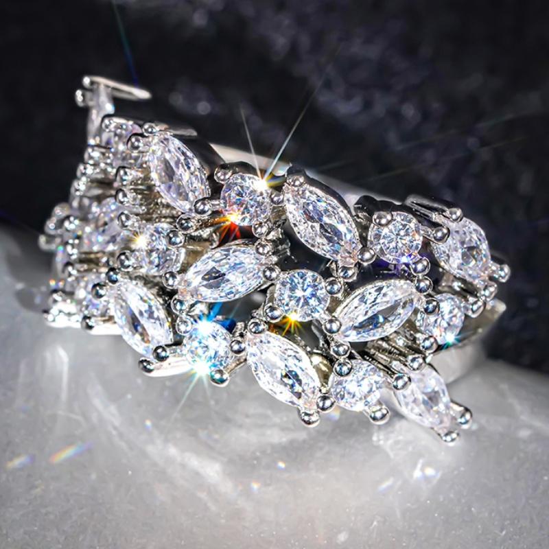 

Huitan Luxurious Finger Rings for Women with Dazzling Cubic Zirconia Fashion Gorgeous for Wedding Chic Noble Accessories 10