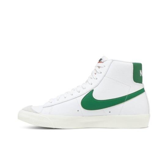

Чоловіче взуття Nike Blazer Mid 77 Vintage Білий Сосново-зелений BQ6806-115 Нове EU 41 чорний/білий