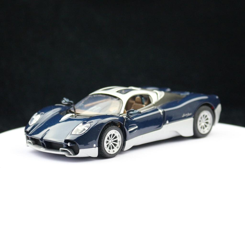 1:32 Pagani Utopia Supercar Alloy Die Cast Toy Car Model Sound and Light Children's Toy Collectibles Birthday gift