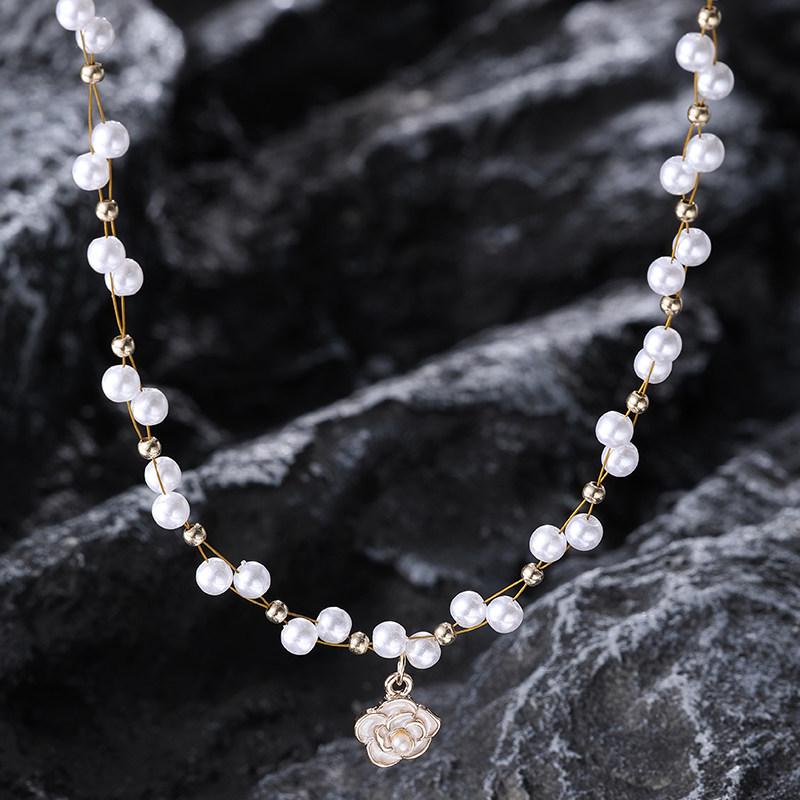 Elegant French Pearl Camellia Necklace for Women 2024 - Trendy Clavicle Chain, Light Luxury High-End Jewelry.