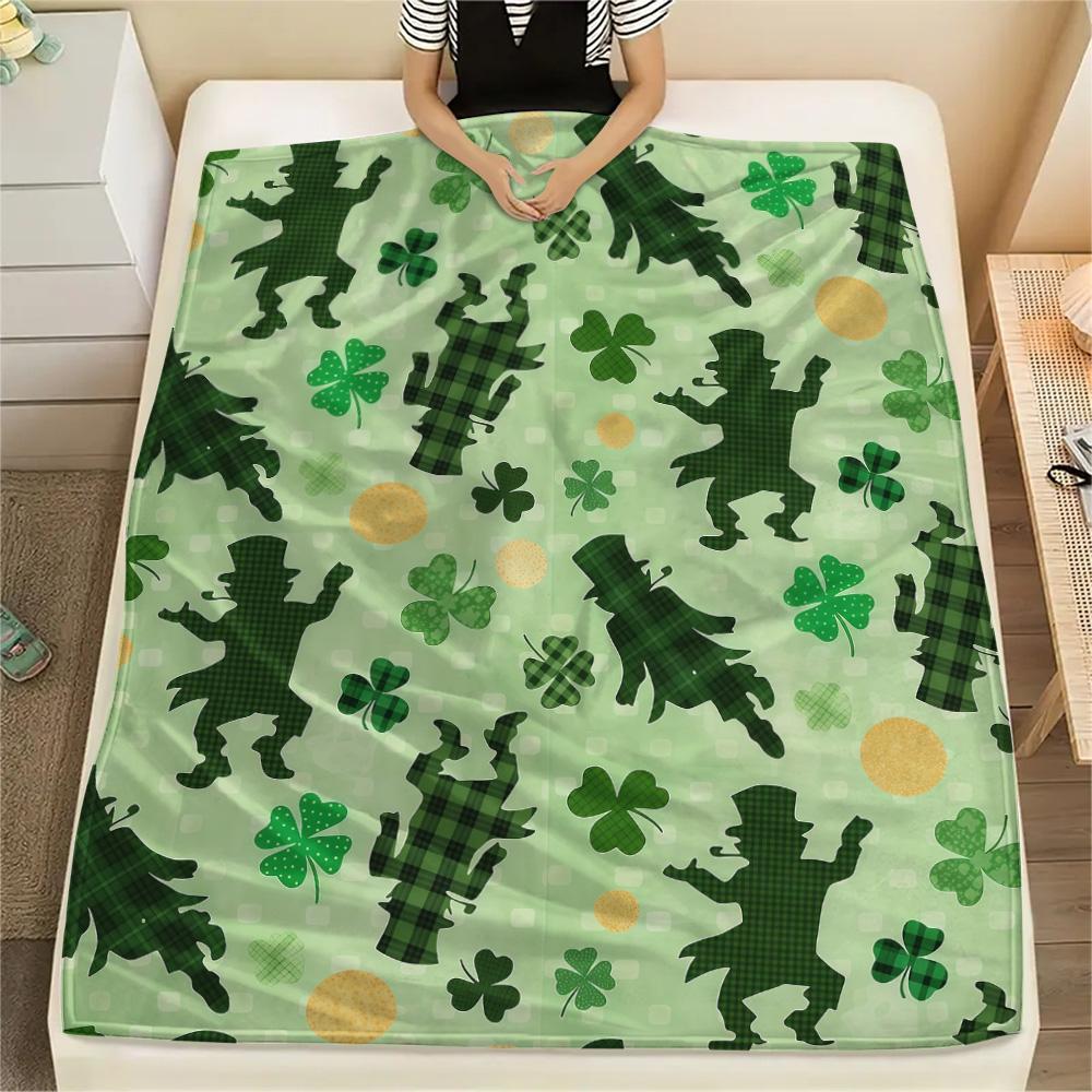 1PC Clover Print FlAannel Blanket, High quality Comfortable for All Seasons, Home Decor, Warmth and Comfort