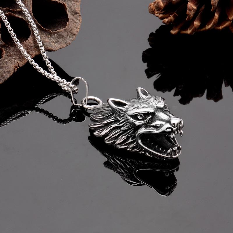 Vintage Wolf Head Necklace Personality Titanium Steel Pendant Stainless Steel Men'S Fashion Domineering Necklace Accessories