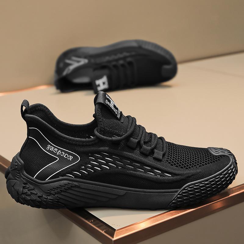 

Мужская обувь 2025 новая летняя дышащая повседневная дезодорирующая спортивная сетчатая обувь для бега на мягкой подошве из летучего трикотажа легкая трендовая обувь 44