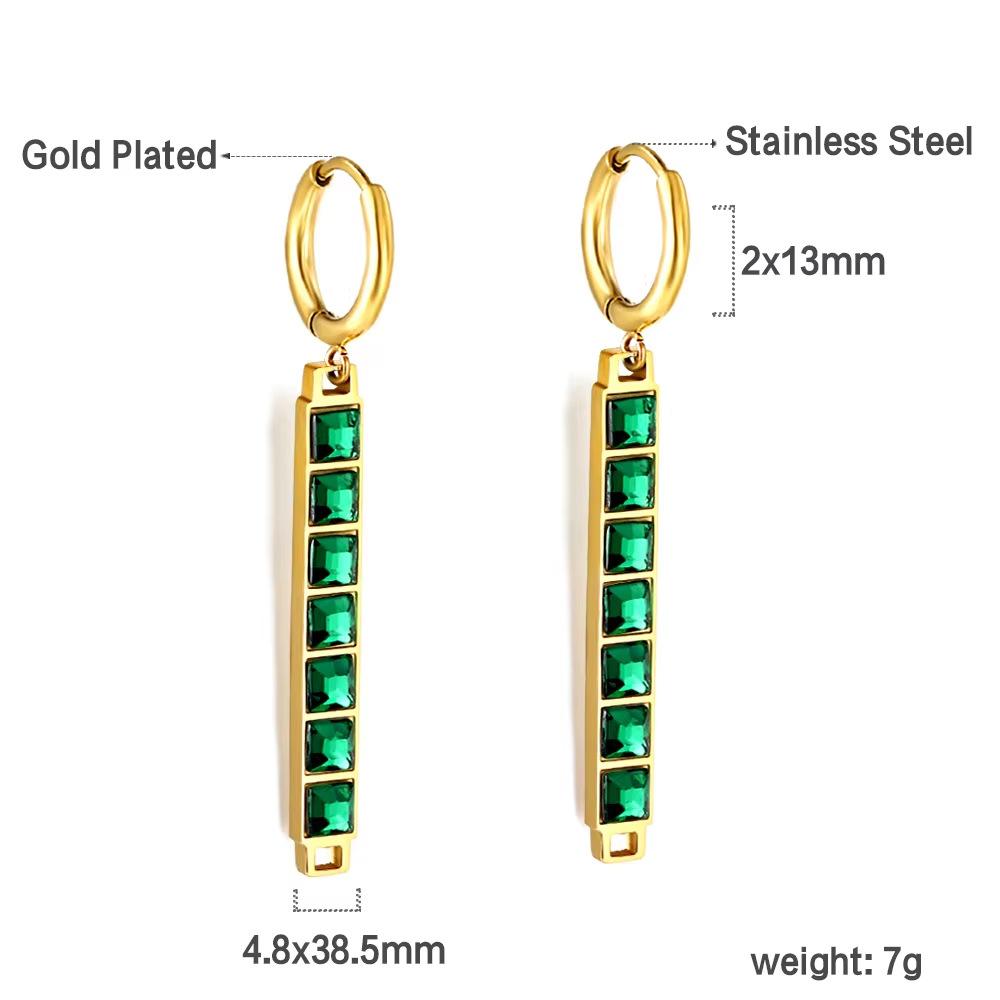 Luxury Fan Shaped Short Stud Earrings For Women Hypoallergenic Vacuum Plating Elegant And Versatile