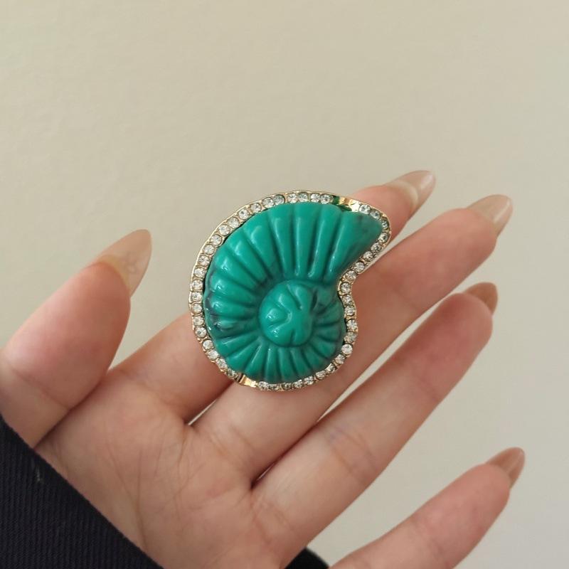 Bohemia Ocean Style Natural Conch Shell Shaped Crystal Adjustable Open Metal Rings for Women Holiday Gift Travel Party Zircon