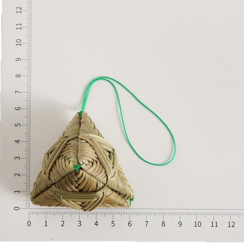 

1pc Handmade Woven Rice Dumpling Sachet with Wormwood Car Pendant Fragrant Sachet for Festival Gift Home Decoration