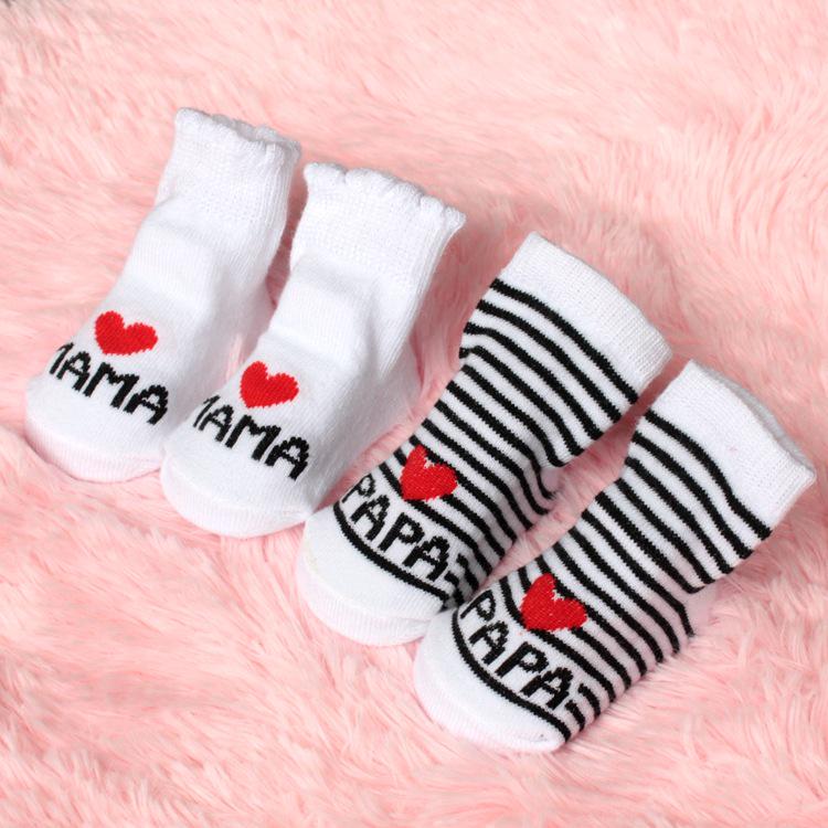 Babysockor Bomull Mini Söta Flickor Pojkar Älskar Pappa Älskar Mamma Nyfödda Barnsockor Småbarn Baby Golv Sängkläder Strumpor Baby Billiga Saker