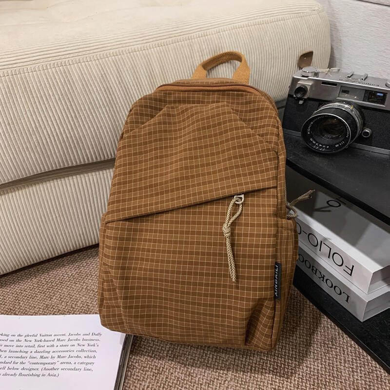 Small Checkered Backpack for Men and Women Fashion Casual Mini Backpack with Zipper Pockets