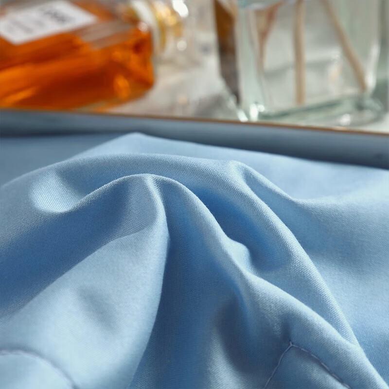 Caiyang Fazeya Skin-Friendly Summer Quilt