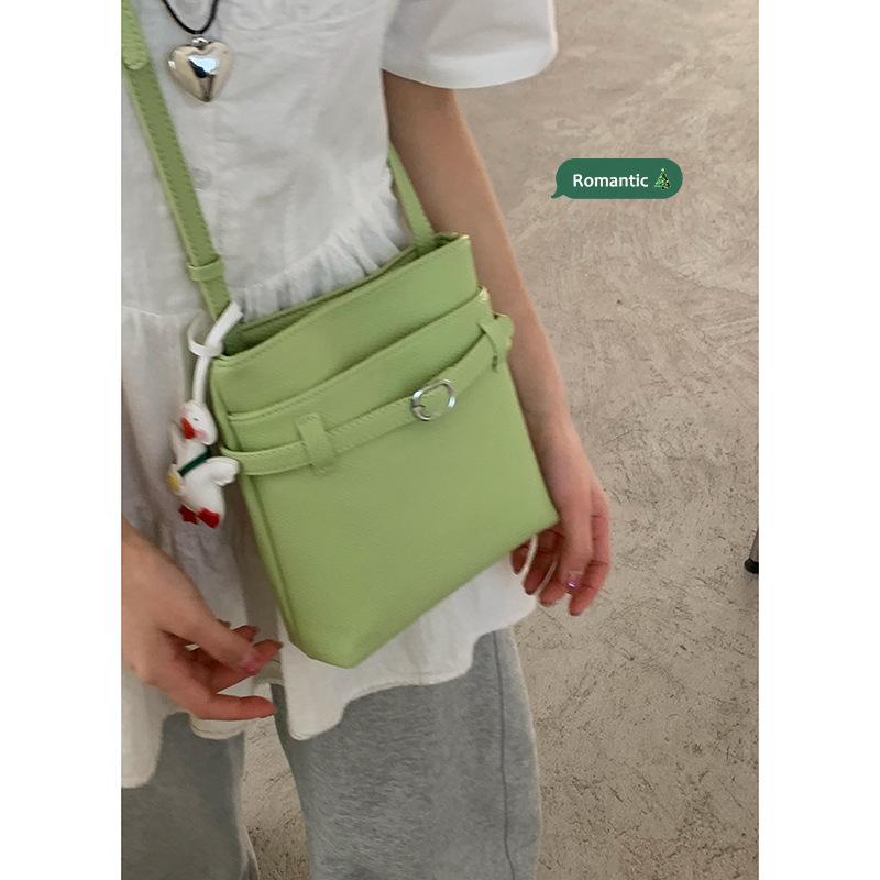 Summer fashion small bag women 2025 new fashion bucket bag lychee pattern shoulder bag crossbody mobile phone bag