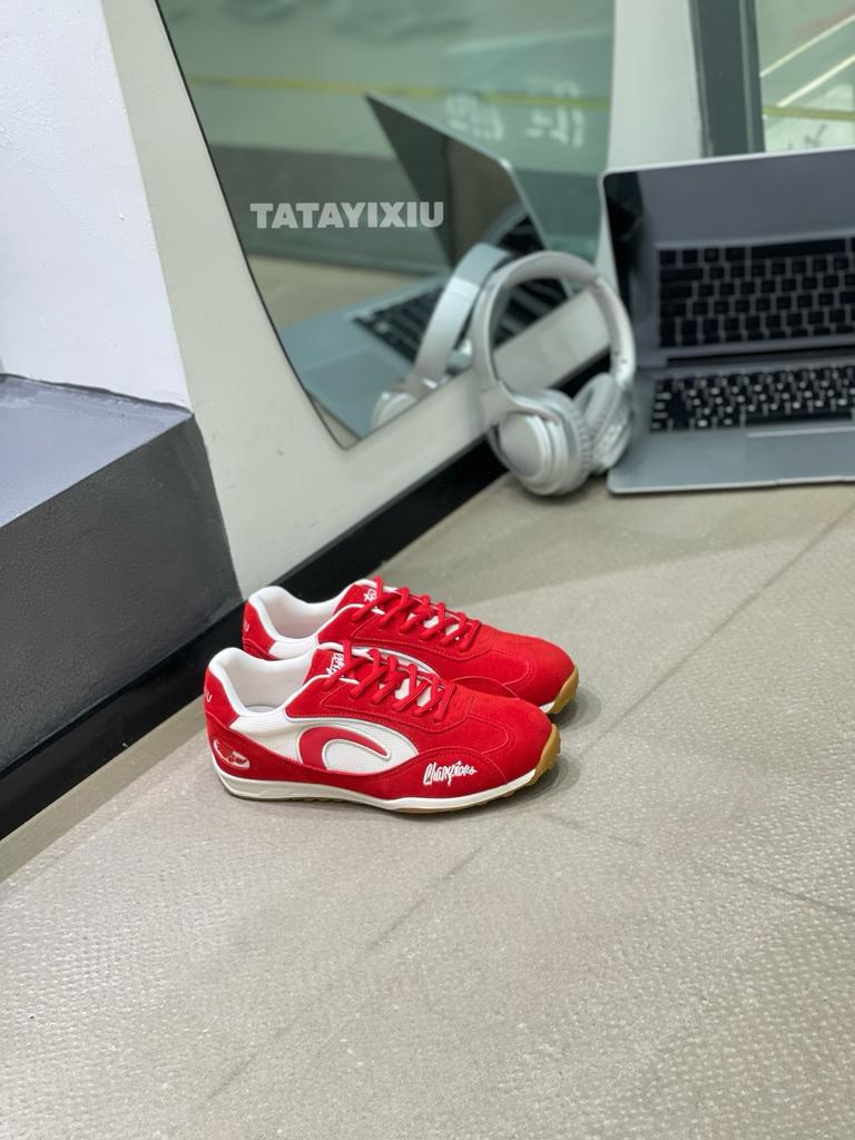 Retro inner height increase leather red German training shoes women's 2025 autumn new casual fashion versatile light breathable tide