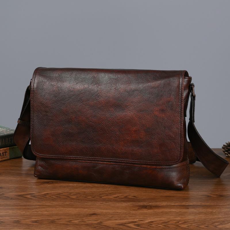 

Top Layer Tree High Vegetable Tanned Cowhide Retro Casual Crossbody Bag темно-коричневого кольору