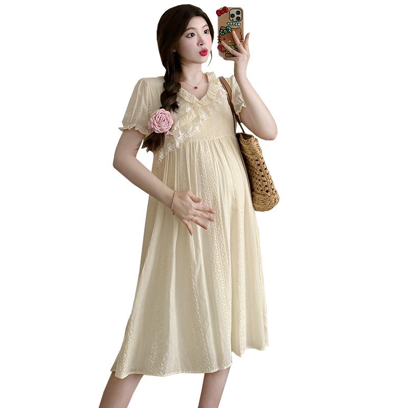 Dulce Vestido de Verano de Maternidad con Encaje Jacquard de Cuello en V y Bordado