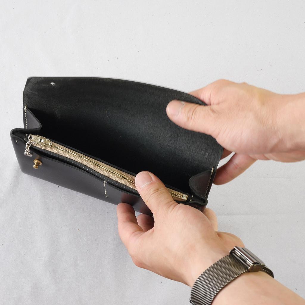 SEIWA Leather Kit makeU x .URUKUST Long Wallet Black