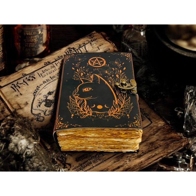 Grimoire Celtic Cat Book of shadow -Leather Journal- Blank Spell book - Witch Wiccan Notebook Journal for Women Christmas Gifts