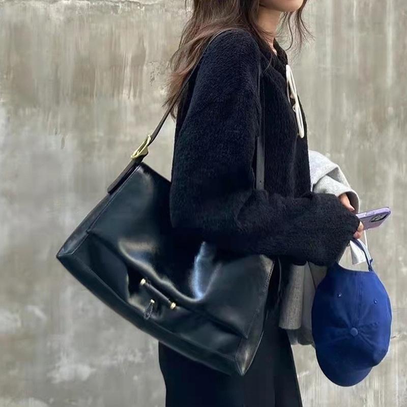 IELGY Универсальная большая сумка-мессенджер на одно плечо из мягкой лакированной кожи — фото 4