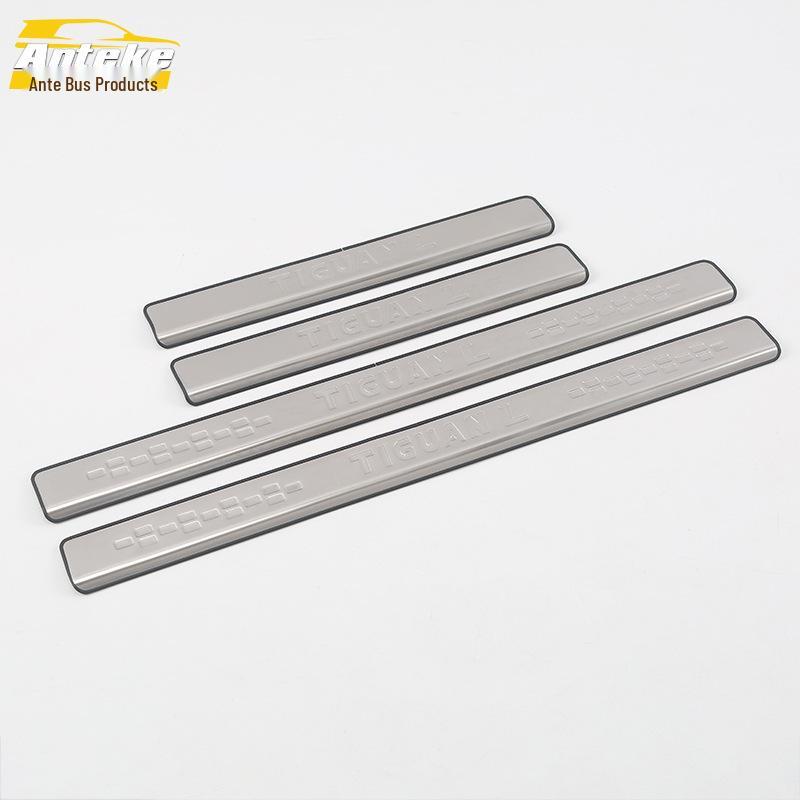 Tiguan L 17 Bumper & Trunk Sill Scuff Plate