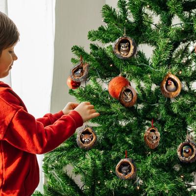 Animal Pendant 2D Acrylic Animal Hanging Ornament Animal In Tree Hole Xmas Tree Decoration for Living Room Bedroom Garden Decor