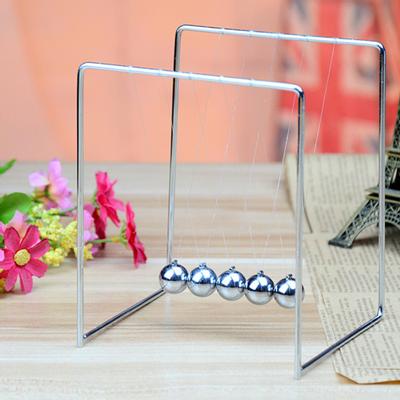 Newton Ornaments Fyzika Newtonovo kyvadlo odolné proti opotřebení Celokovová vědecká klasika pro domácí zahradu ložnici