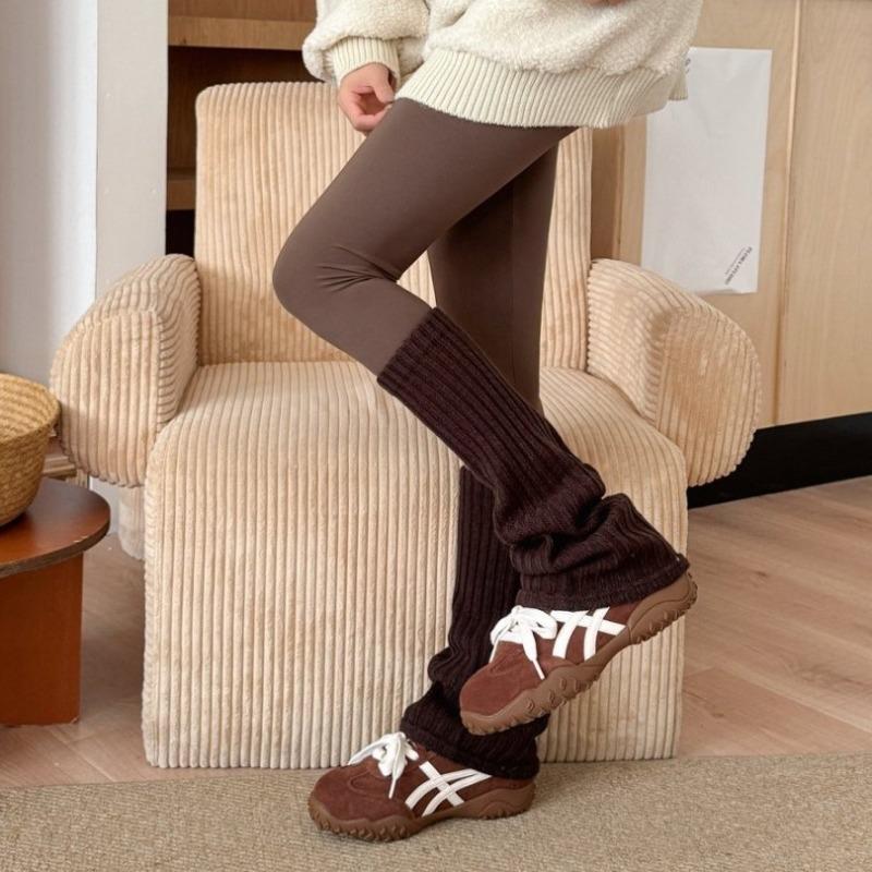 Winter and Autumn Thick Yarn Knitted Thick and Warm Leg Coverings That Make Legs Look Slimmer, Pure White Leg Coverings