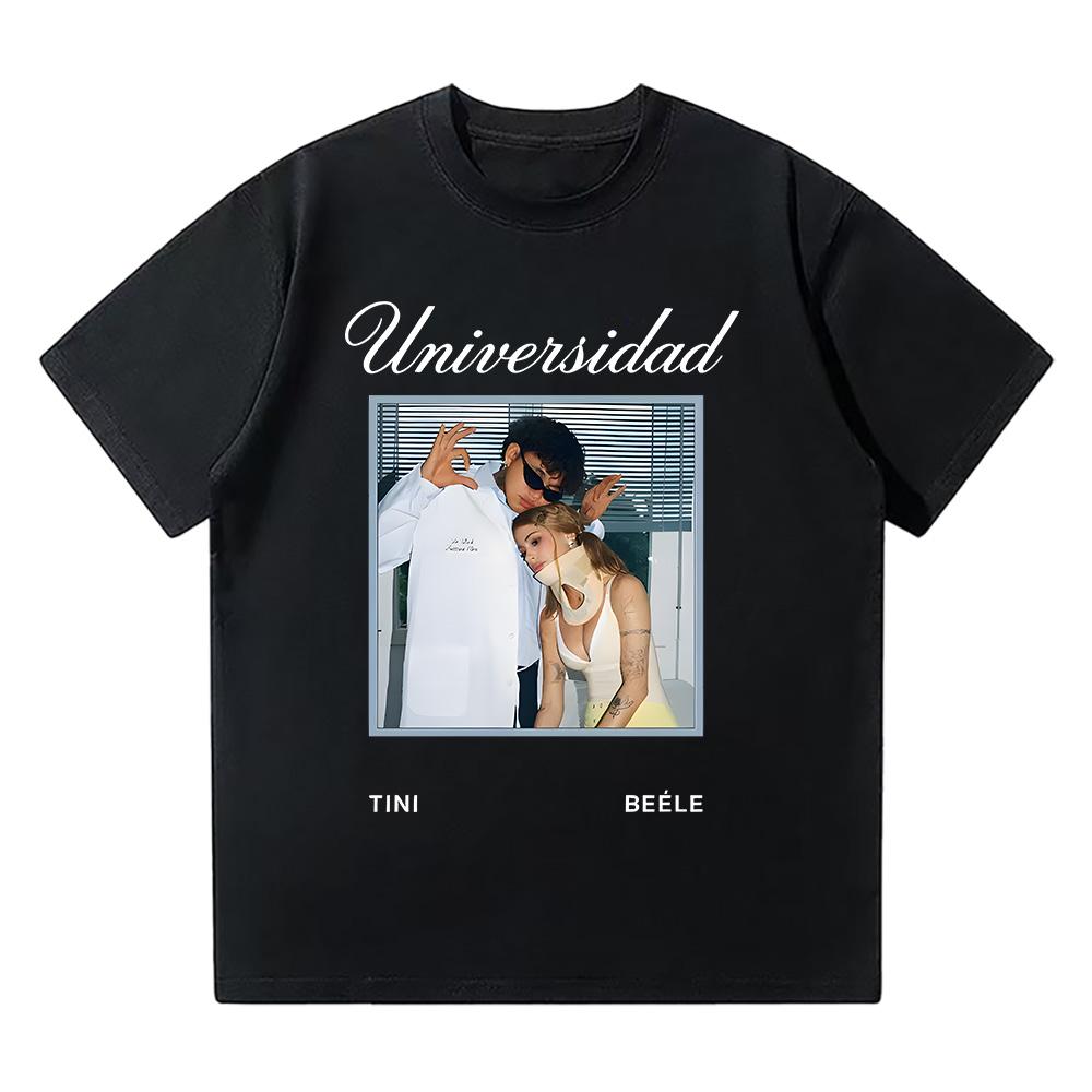 

Футболка Tini Stoessel Университет Tini Stoessel Мерч 2025 Мужская Женская Хлопковая Одежда Летняя Мода Хип-Хоп Футболка Круглый Вырез Короткий Рукав Футболка Топ XS чёрный