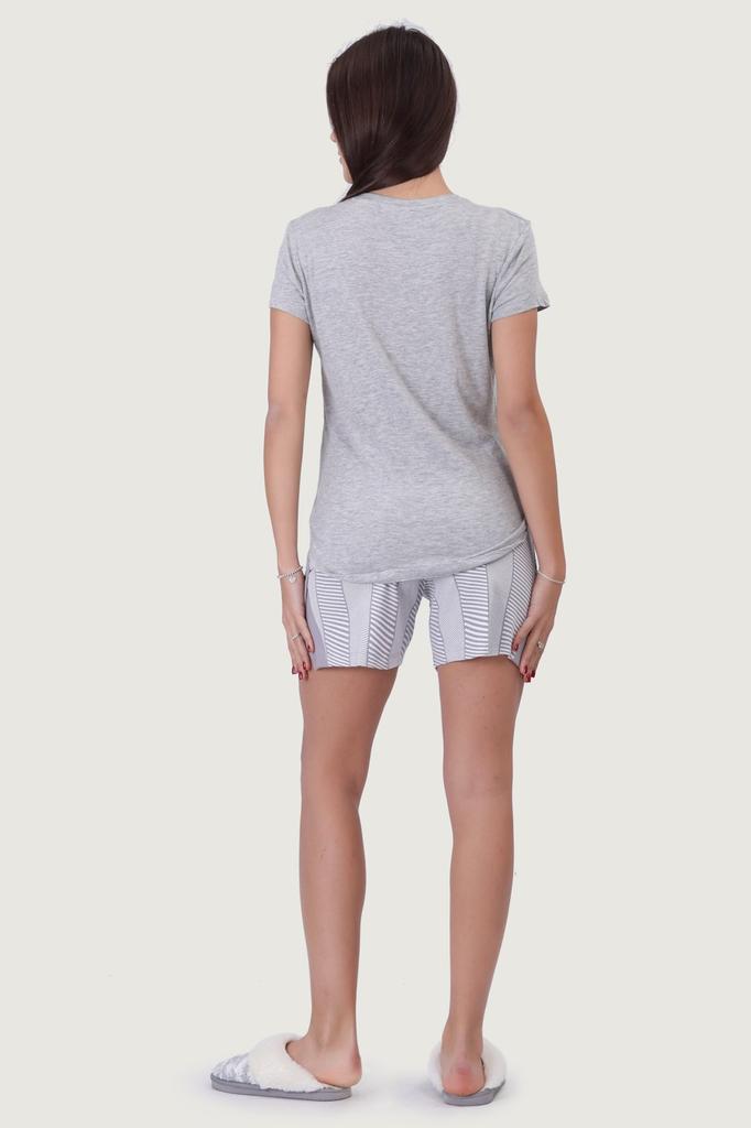 Soubor: Tričko a kraťasy Jadea (65121)