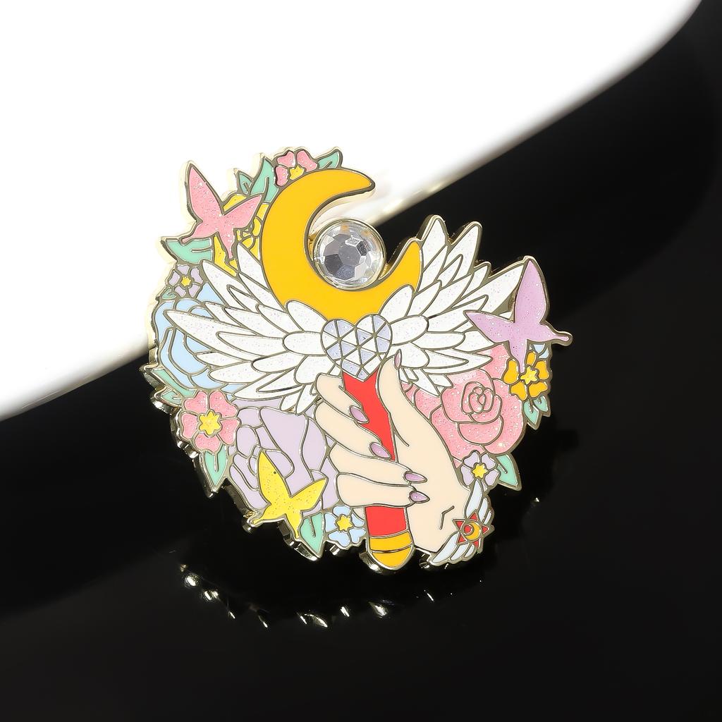 Anime Cute Girl Brooches Tsukino Usagi Magic Cane Glitter Diamond Metal Badge For Women Girl Fans Jewelry Charm Gifts