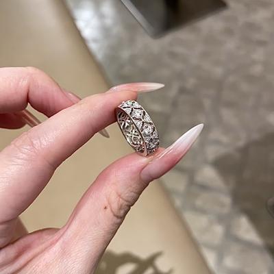 Medieval Court Style Light Luxury Niche Retro Flower Pattern Hollow Ring With Diamonds Advanced Design Index Finger Ring