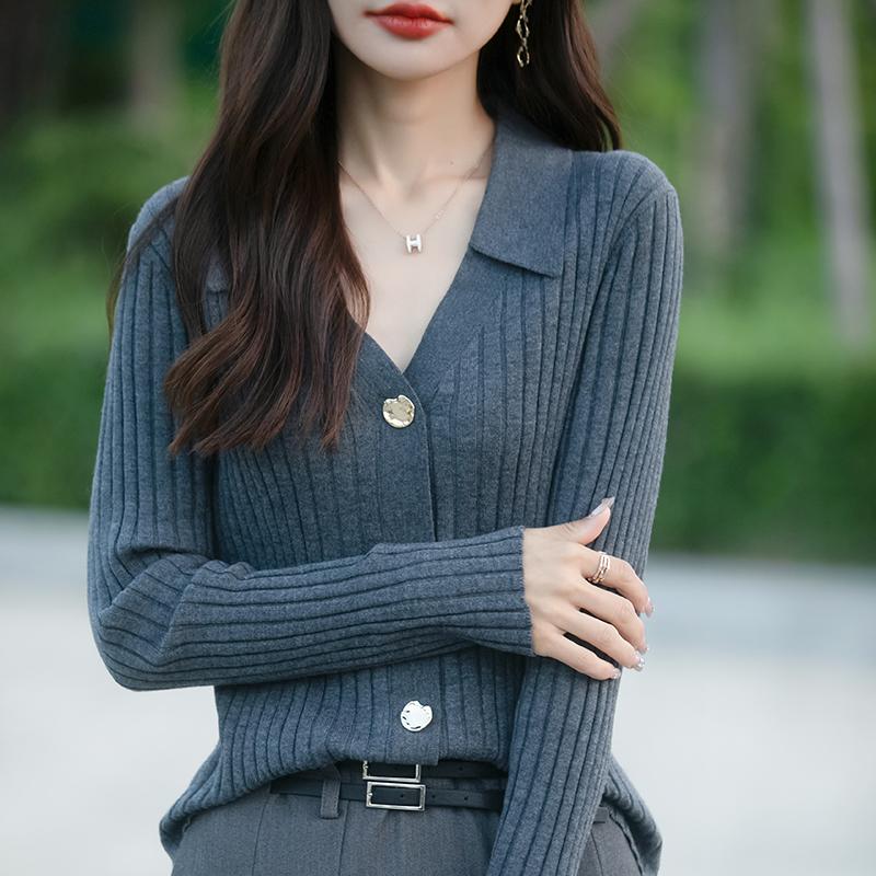 Leichte Strickjacke für Damen aus 50 % Wolle und 50 % Maulbeerseide – vielseitige Strickware für 4 Jahreszeiten für ganzjährigen Komfort und Stil