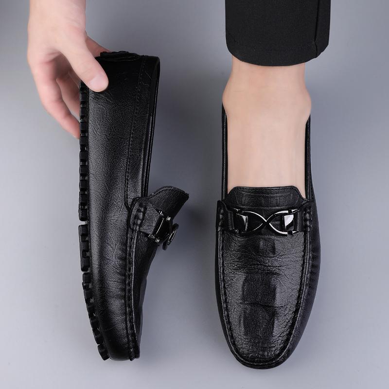 Fashion Fashion Men Loafers Slip on Classic Fashion Lazy Shoes Lightweight Genuine Leather Comfy Driving Shoes New Men Shoes Loafers
