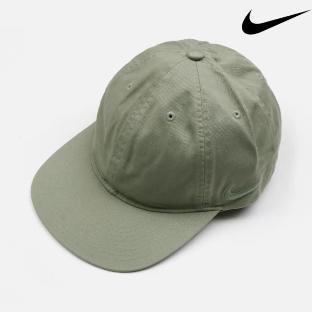 Кепка-восьмиклинка Club Unstructured Flat Cap FN4405-386 FREE